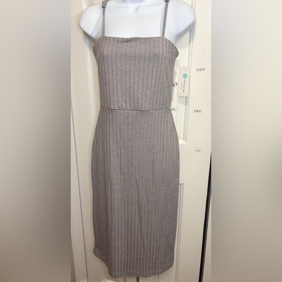 Socialite Dresses & Skirts - Socialite Gray Ribbed Midi Dress with Crisscross Back | Size SP | NWT
